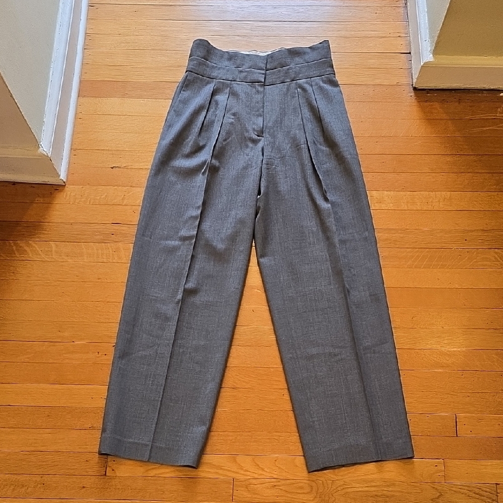 Babaton, Gray Wide Leg Wool Blend Pleated Trousers, Fully Lined, EUC, Women's 6